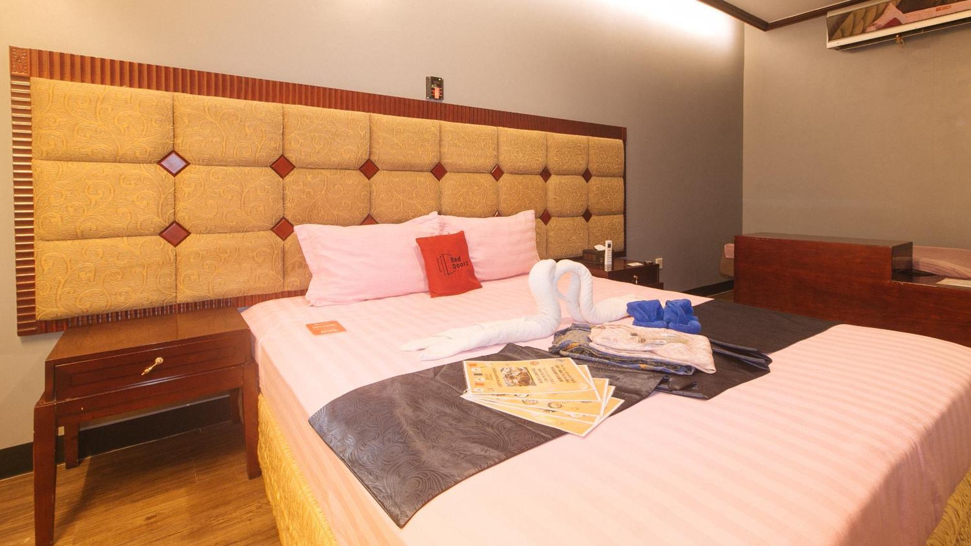 Reddoorz Premium At Jjimjbang Hotel Spa Manila Quarto foto